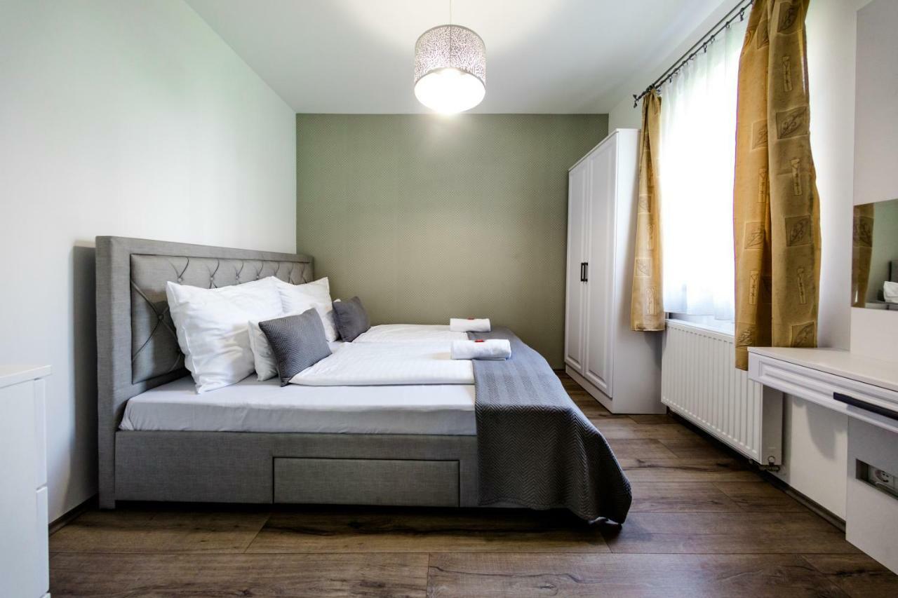 Liszt Ferenc Apartments Kecskemét Buitenkant foto